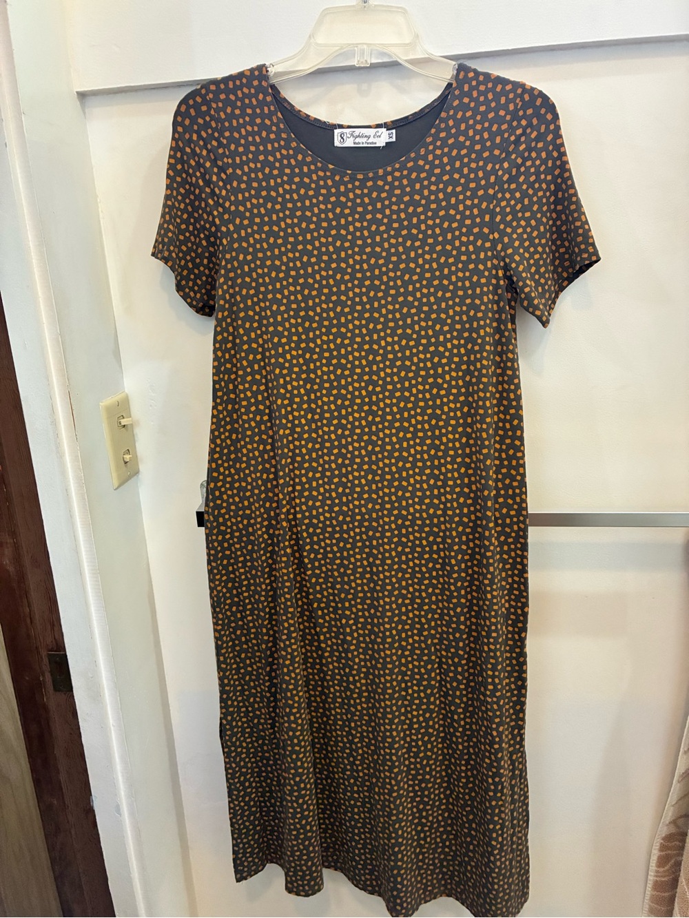 Fighting eel tea length dress